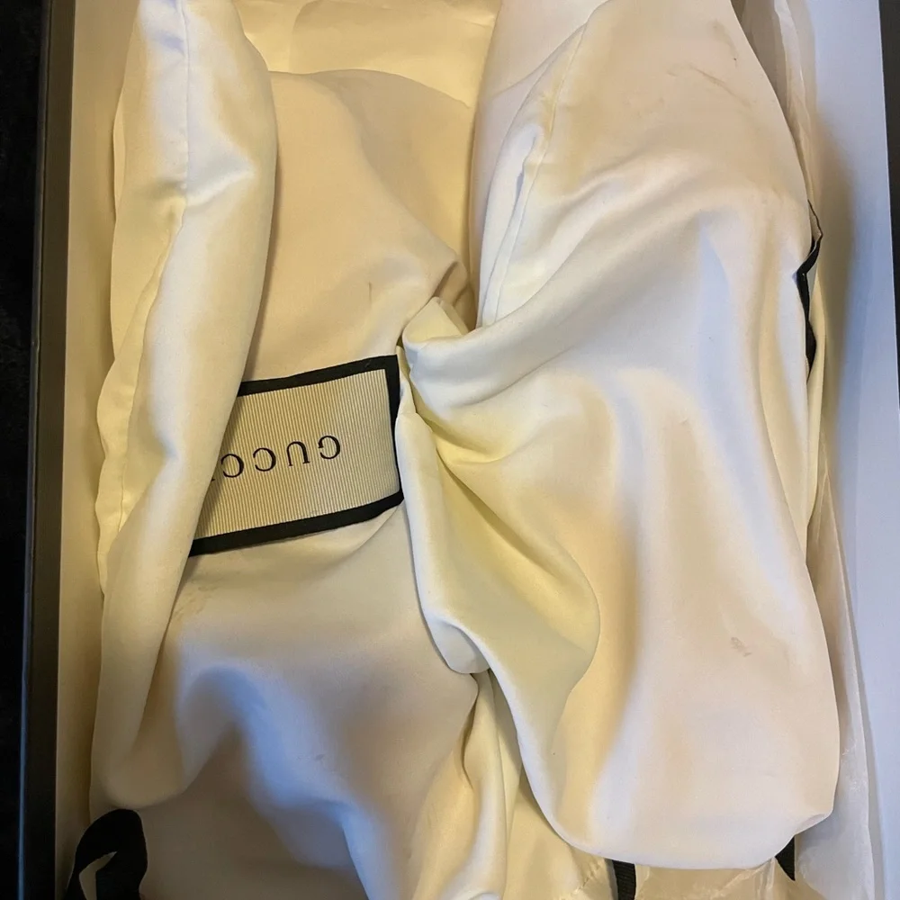 Gucci Rubber Slide Sandal - Picture 5 of 5